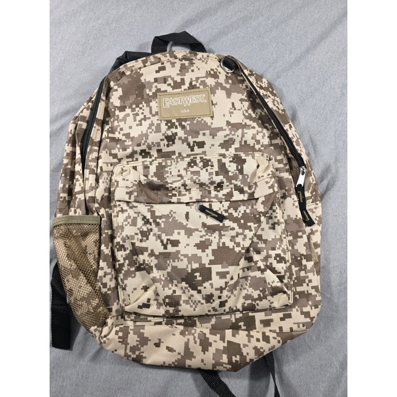 NWOT East West Digital Tan Camo Print Backpack‎ Mesh Side Pocket 15x12x4 - Picture 1 of 2
